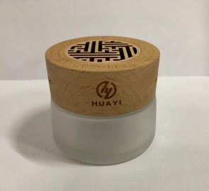 50g Profesional Kosmetik Cream jar Perawatan Kulit Kemasan dengan Cap Kayu Berbagai Warna Dan Pencetakan