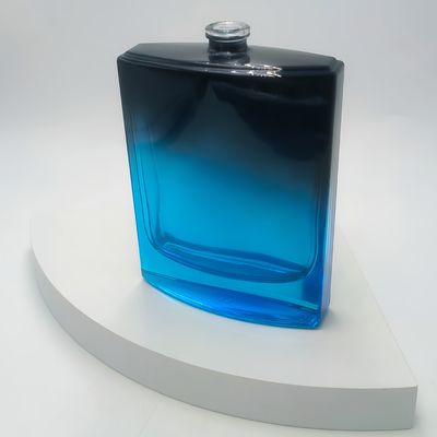 Custom 100ml Square Kaca Mewah Dan Elegan Kosong Botol Parfum Pompa Sprayer Gradient Hitam Dan Biru Warna 15mm leher