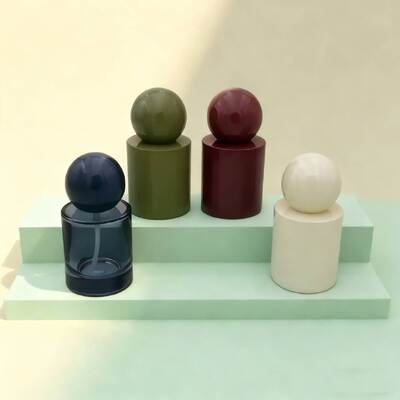 Custom 30ml & 50ml Luxury Glass Perfume Bottles Mist atau Serum Pump Glass Bottle Round Ball Cap untuk Serum Product